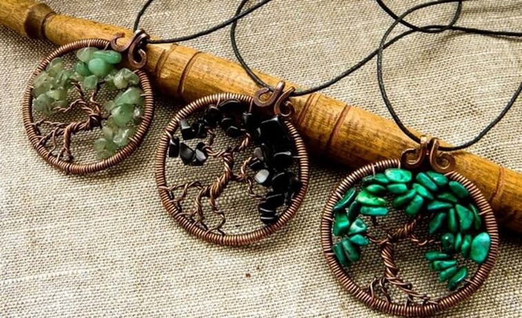 hängende Amulette für Gesundheit und Glück